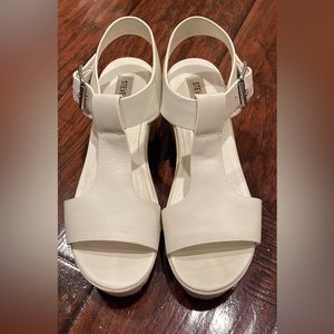 Women Pre-owned Steve Madden Sandals